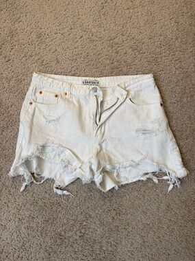 Signature8 White Distressed Frayed Denim Shorts - Size M